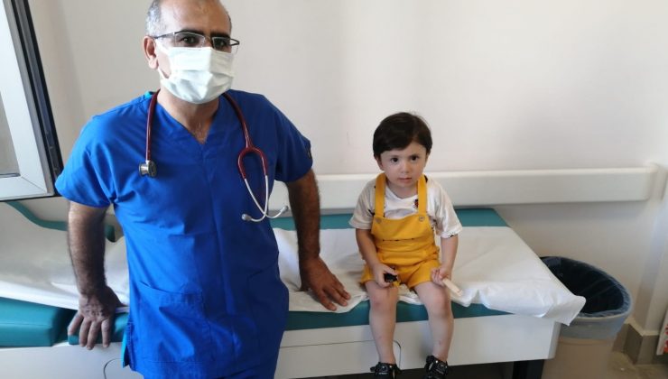 14 tane mıknatıs yutan çocuğun 8 yerden bağırsağı delindi