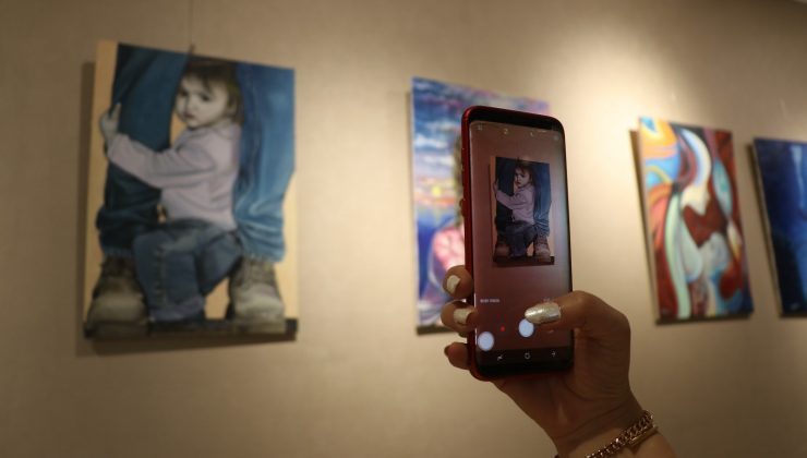 15 ülkeden 40’a yakın sanatçı pandemi döneminde çizdiği resimleri sergiledi