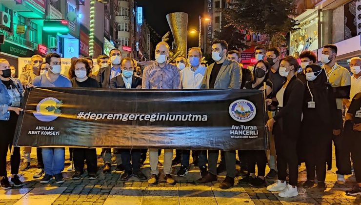 17 Ağustos 1999 Depremi’nde hayatını kaybedenler 22. yılında Avcılar’da anıldı