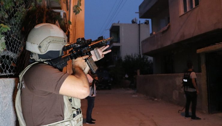 Adana’da torbacılara şafak operasyonu