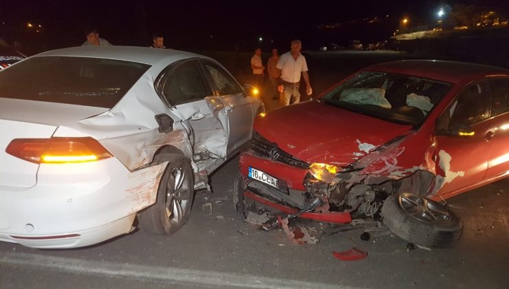 Adıyaman’da iki otomobil çarpıştı: 4 yaralı