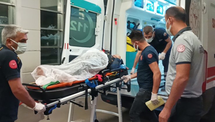 Adıyaman’da otomobil ile hafif ticari araç çarpıştı: 3 yaralı