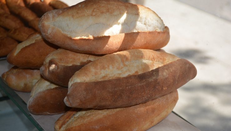 Afet bölgesinde ekmeğe yapılan zam tepki çekti