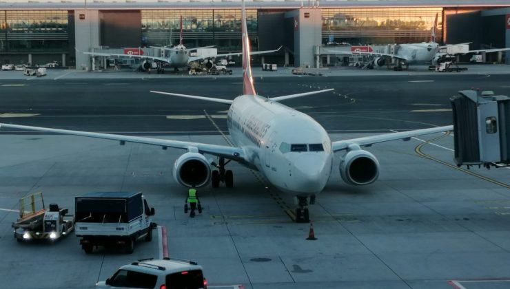 Afganistan’dan tahliye edilen 160 yolcu yurda getirildi