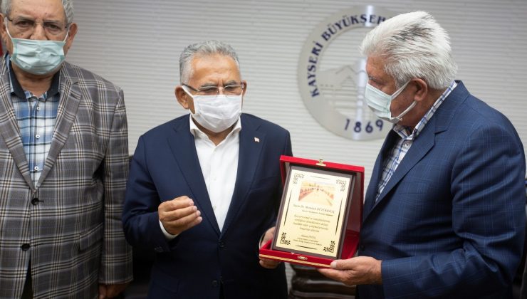 “Ahi Babası” başkana teşekkür plaketi