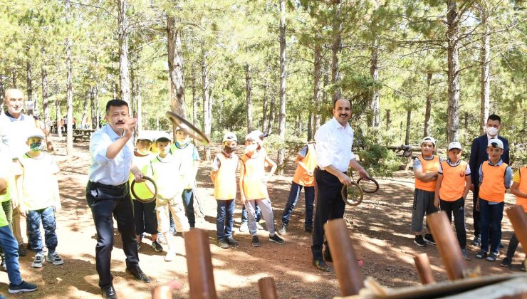 AK Parti Genel Başkan Yardımcısı Dağ yaz kamplarını ziyaret etti