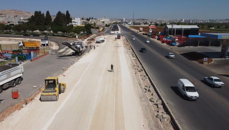Akçakale’de yol çalışması