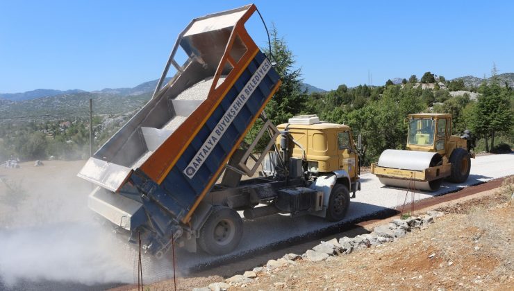 Akseki’de asfalt çalışması