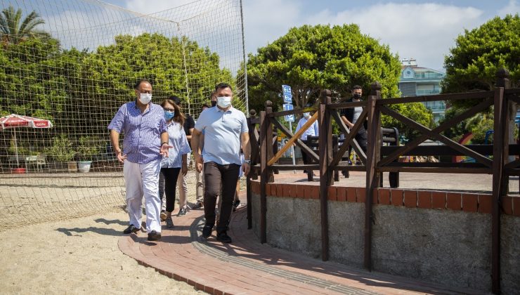 Alanya Belediyesi Engelsiz Halk Plajına mavi bayrak ödülü