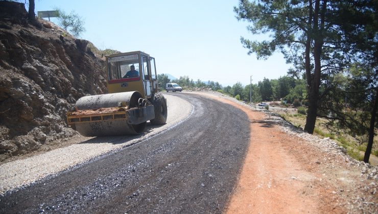 Alanya Belediyesi’nin asfalt çalışmaları Bektaş’ta sürüyor