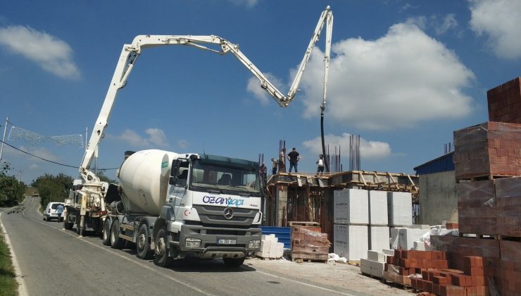 Ambarcı Merkez Camii hızla yükseliyor