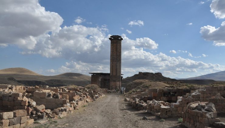 Anadolu’nun ilk Türk camisinden ezan sesi yankılandı
