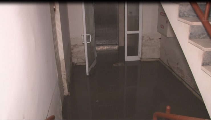 Ankara Altındağ’da sağanak yağış sele yol açtı