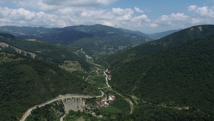 Asarcık’ta 3 kırsal mahallenin yol sorunu çözüldü