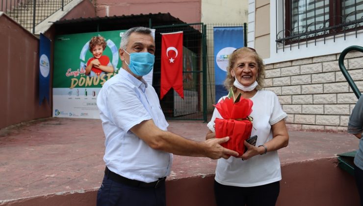 Atıklarını getiren ödülünü aldı