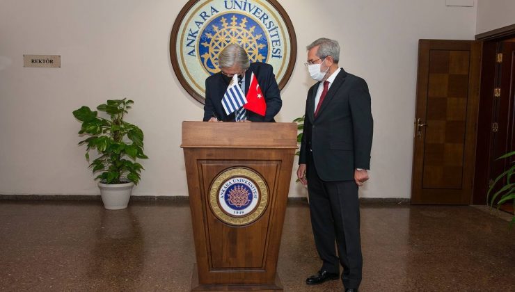 Bakan Bonasso: “Gelişen ve büyüyen Türkiye’ye imrenerek bakıyoruz”