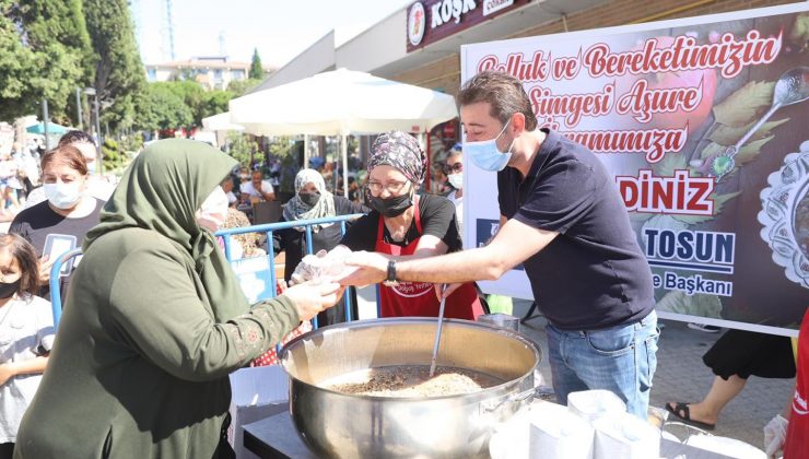 Bandırma Belediyesi’nden aşure ikramı
