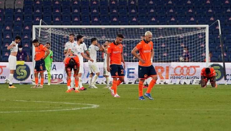 Başakşehir yine aynı senaryoyu yaşıyor