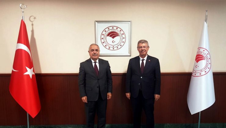 Başkan Akay Ankara’da