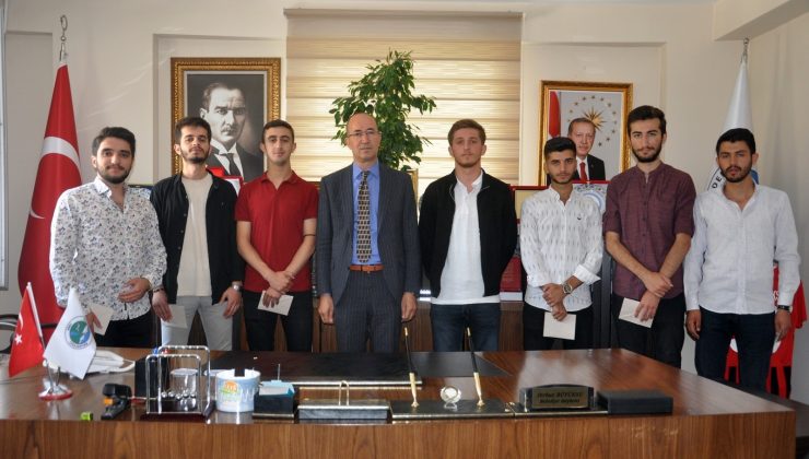 Başkan Büyüksu, il birincilerini makamında ağırladı