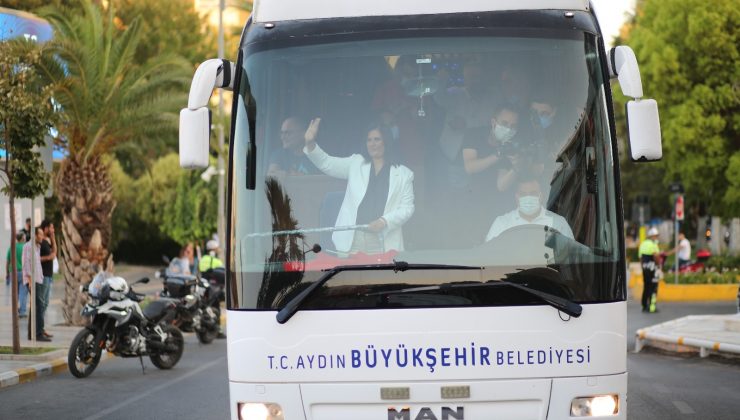 Başkan Çerçioğlu Zafer Bayramı’nı Aydınlılarla birlikte kutladı