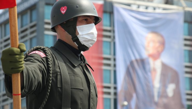 Başkentte 30 Ağustos Zafer Bayramı yürüyüşü