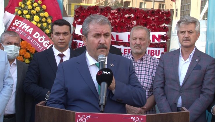 BBP Genel Başkanı Destici, Alperen Ocakları İstanbul İl Başkanlığı binasının açılışını gerçekleştirdi