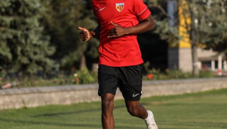 Bernard Mensah koşulara başladı