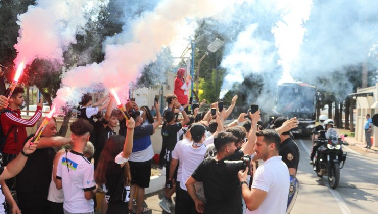 Beşiktaş’a Adana’da yoğun güvenlikli, coşkulu karşılama