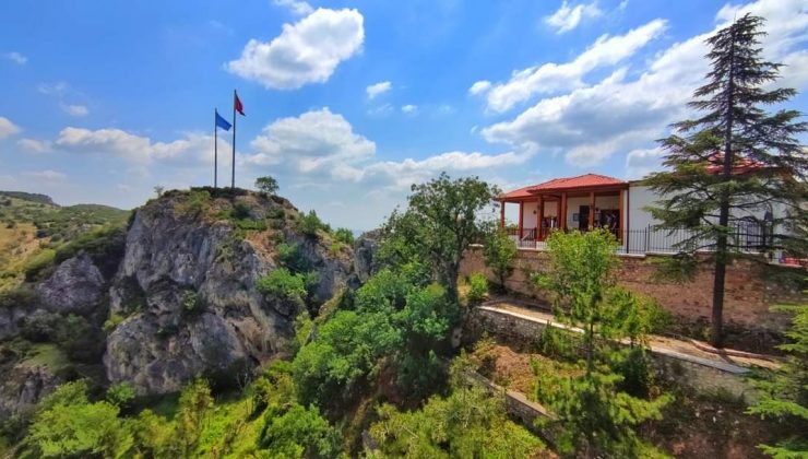 Bilecik Şeyh Edebali Türbesi ziyarete kapatıldı