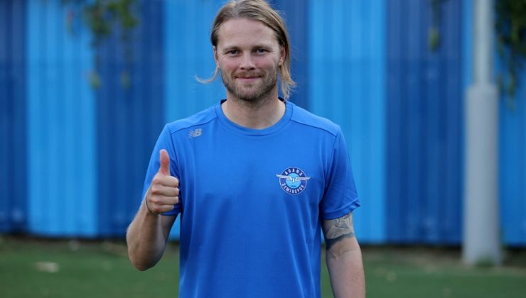 Birkir Bjarnason: “Çılgın taraftar gruplarını seviyorum”