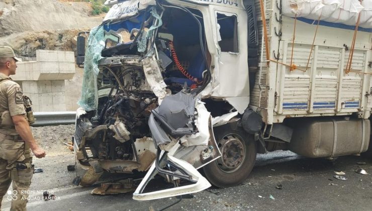 Bitlis-Baykan yolunda trafik kazası: 1 yaralı