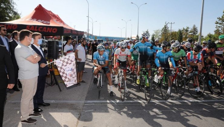 Bu sefer pedallar Yunus Emre için çevrildi