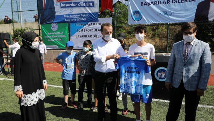 “Camiden Sahaya 8” futbol turnuvası başladı