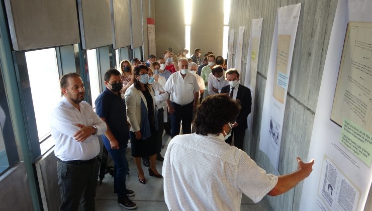 Çanakkale’de ‘150. Yılında Osmanlı Belgeleri Işığında Troya Kazıları’ sergisi açıldı