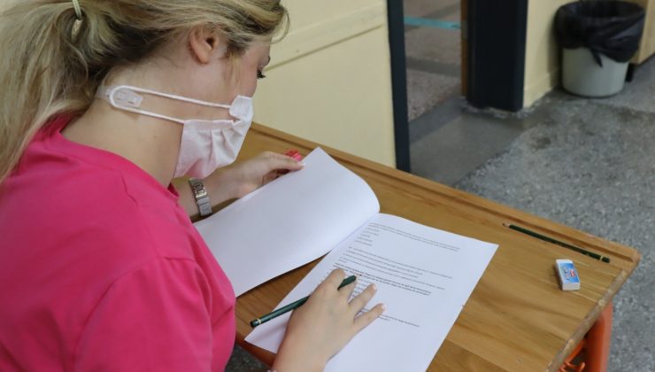 Çınar Çocuk Evi öğretmen adayları yazılı sınavda ter döktü