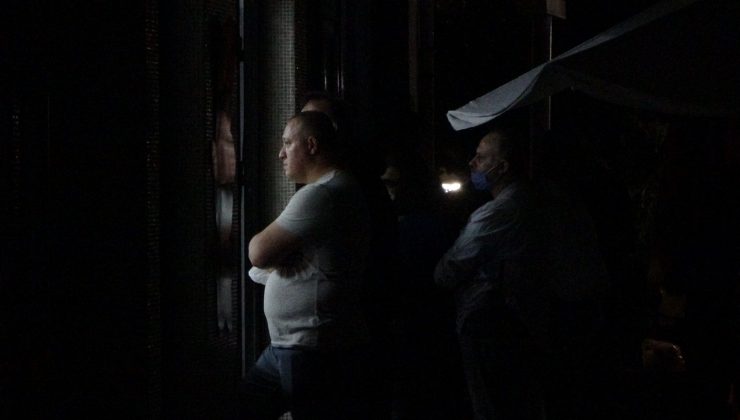 Çorum’da 4 kişiyi rehin alan saldırgan 5 saat sonra polise teslim oldu