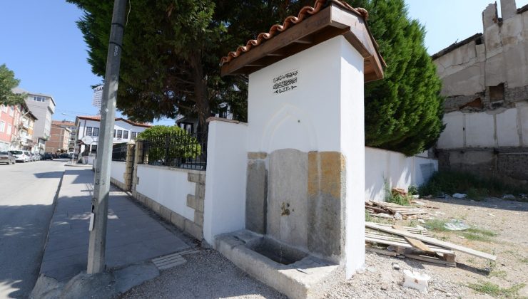 Tarihi çeşmelerden sular yeniden akmaya başladı