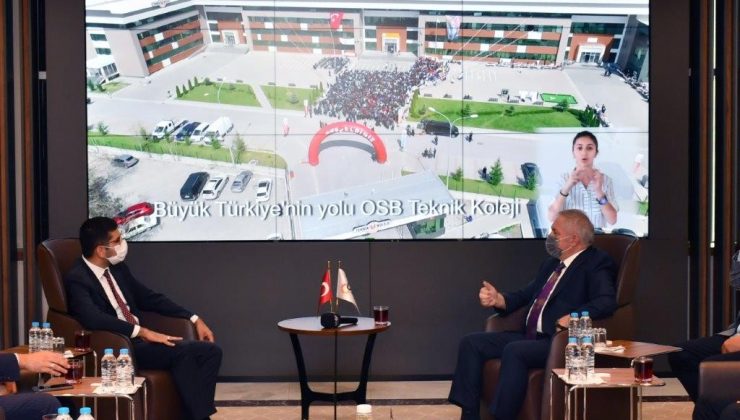 Cumhurbaşkanlığı Yatırım Ofisi Başkanı Ahmet Burak Dağlıoğlu, Kayseri OSB’yi ziyaret etti