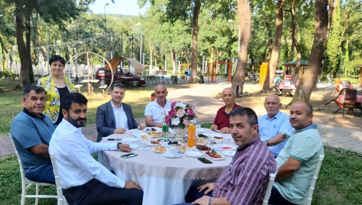 Dayanışma yemeğinde bir araya geldiler