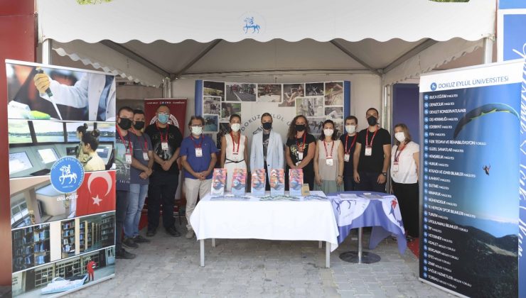 DEÜ, aday öğrencilerle bir araya gelmeye devam ediyor