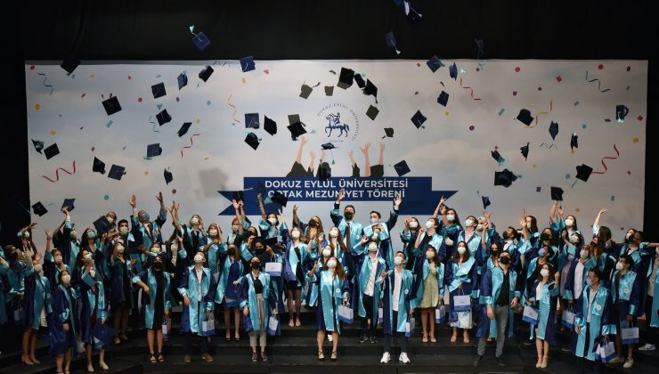 DEÜ’de ortak mezuniyet heyecanı