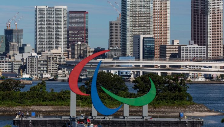 Dev paralimpik sembolü Tokyo’da görücüye çıktı
