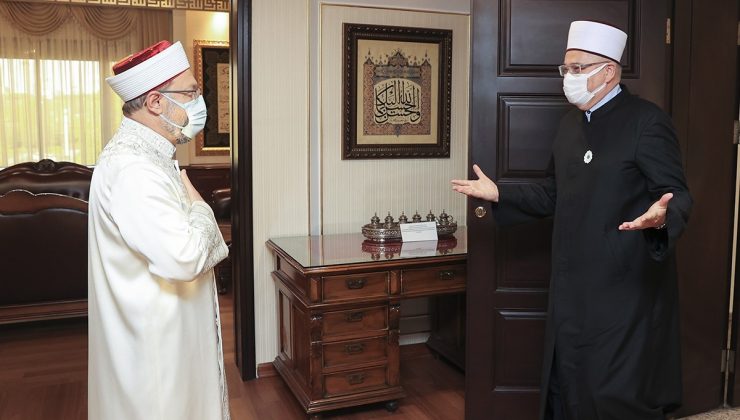 Diyanet İşleri Başkanı Ali Erbaş: “Olmazsa olmazımız, Kur’an ve sünnet çizgisine riayet etmektir”