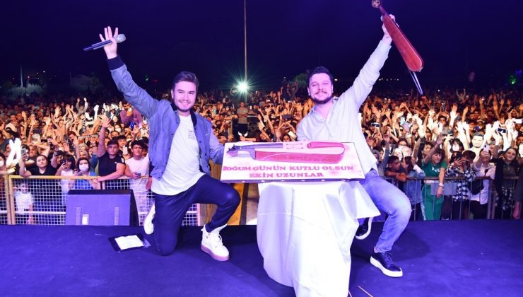 Ekin Uzunlar, yeni yaşını Altınova’da kutladı