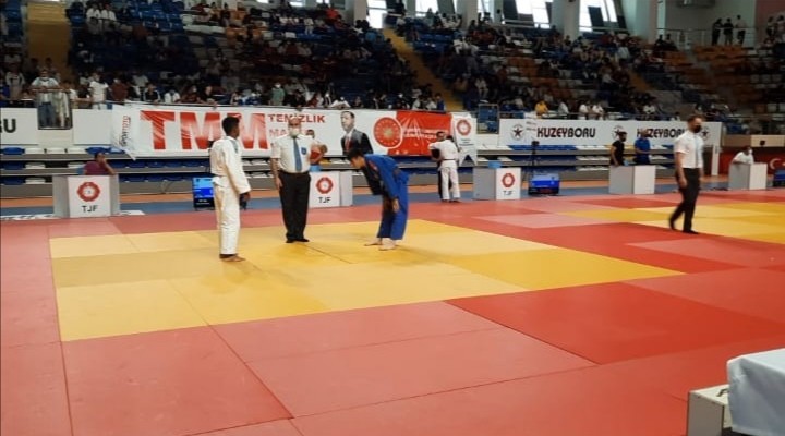 Elazığlı sporcu Türkiye 5’incisi