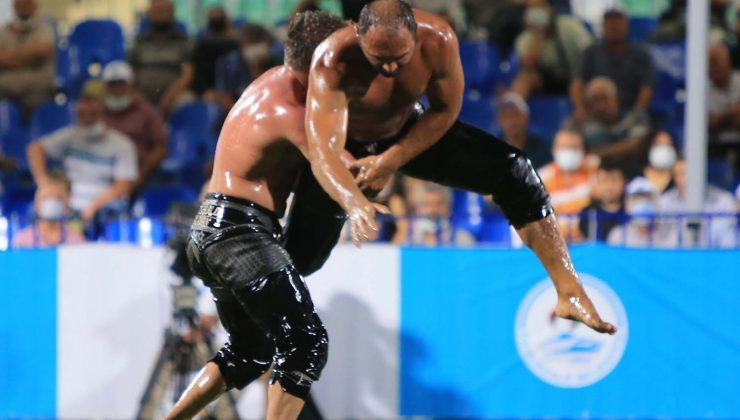 Er meydanının yiğitleri Pamukkale’den geçti