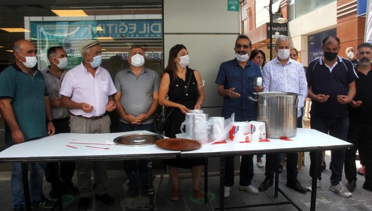 Erzincan’da CHP’den aşure dağıtımı