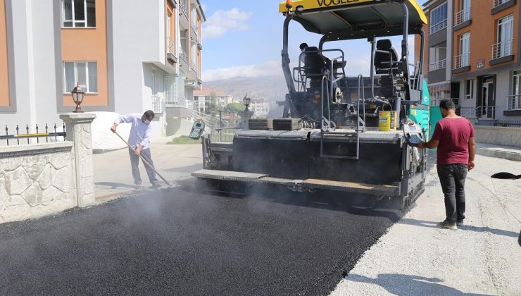 Erzincan’da sıcak asfalt çalışması