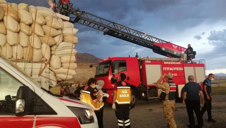 Erzincan’da yıldırım isabet eden 2 kişi yaralandı